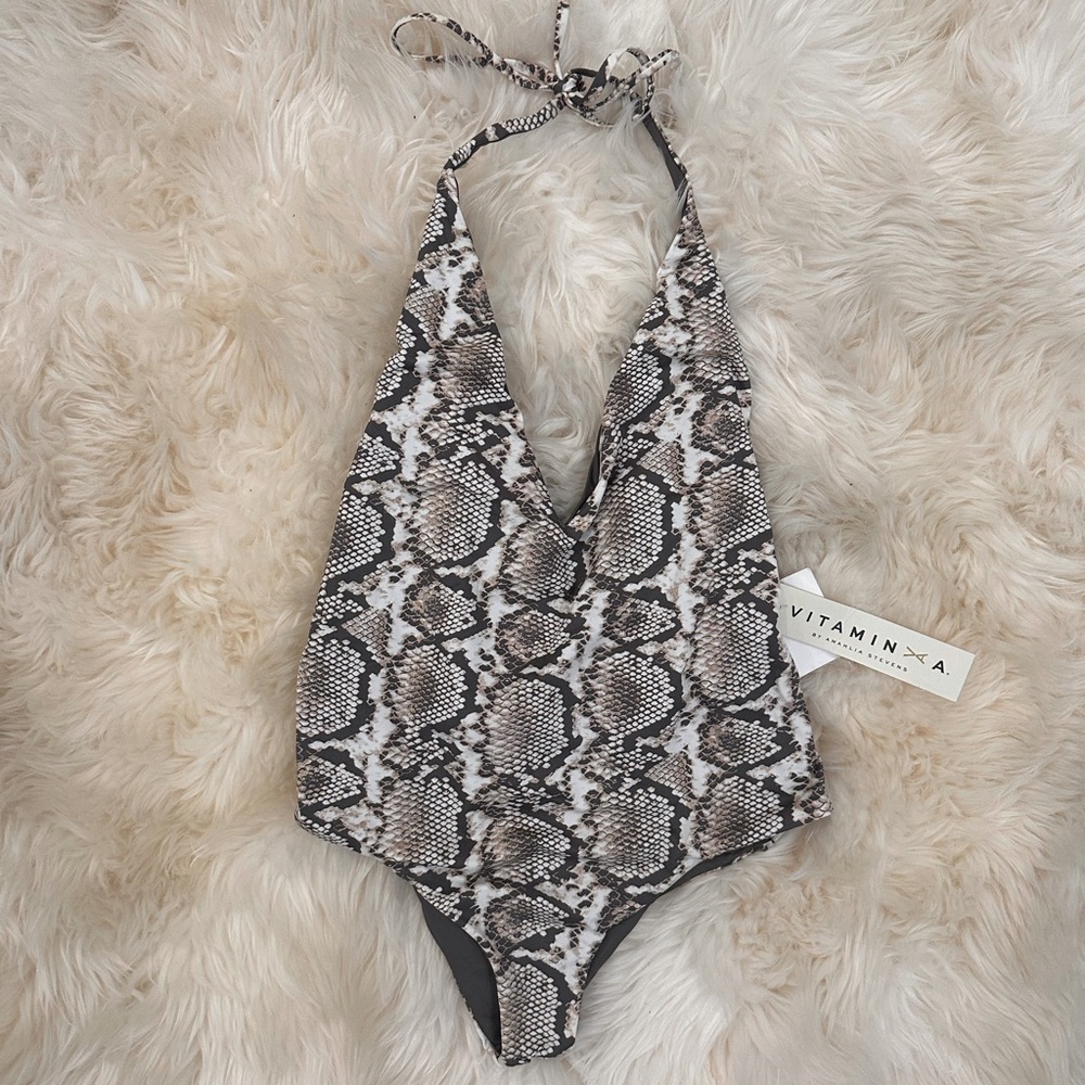 NWT Snakeskin Vitamin A Bikini with Low Back 🐍